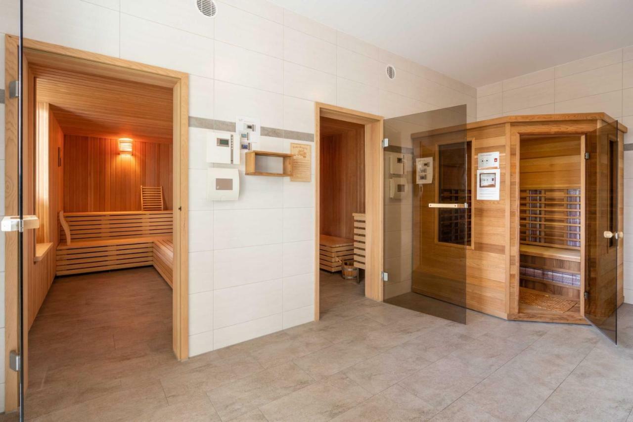 Appartement "Saphir" Mit Penthouseflair - Oase Am Haff Garz  Esterno foto